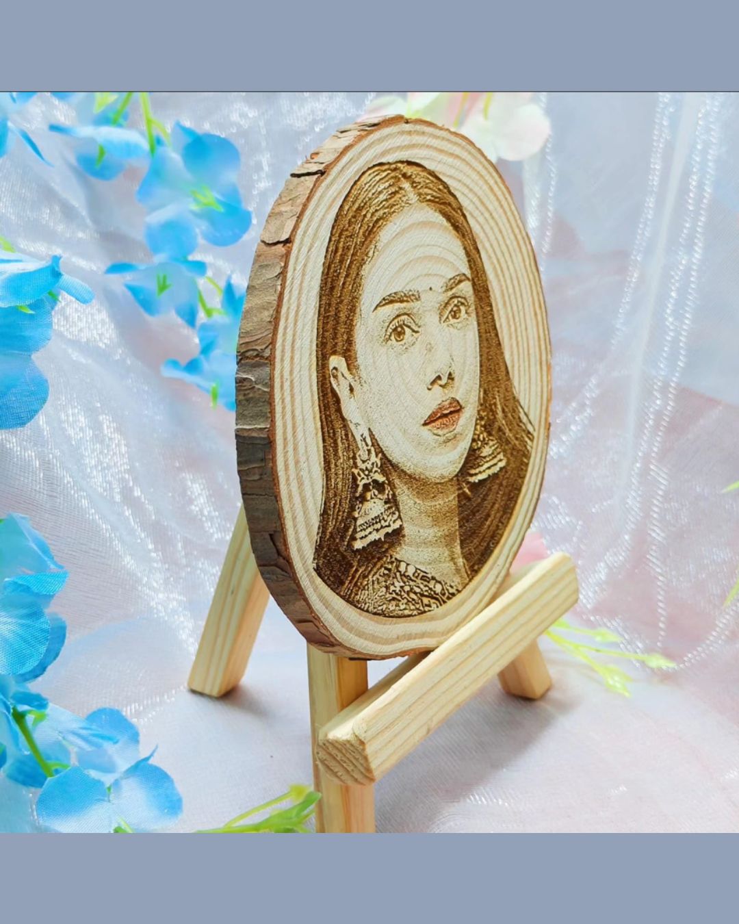 Circular Wooden Engraved Slice (5 to 6 Inches)