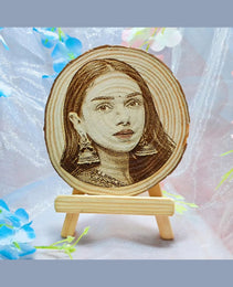 Circular Wooden Engraved Slice (5 to 6 Inches)